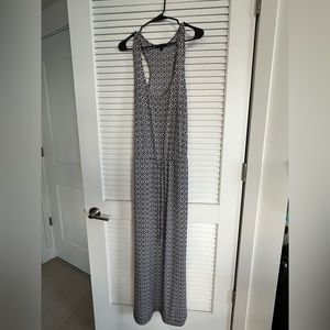 Banana Republic black and white maxi dress size medium